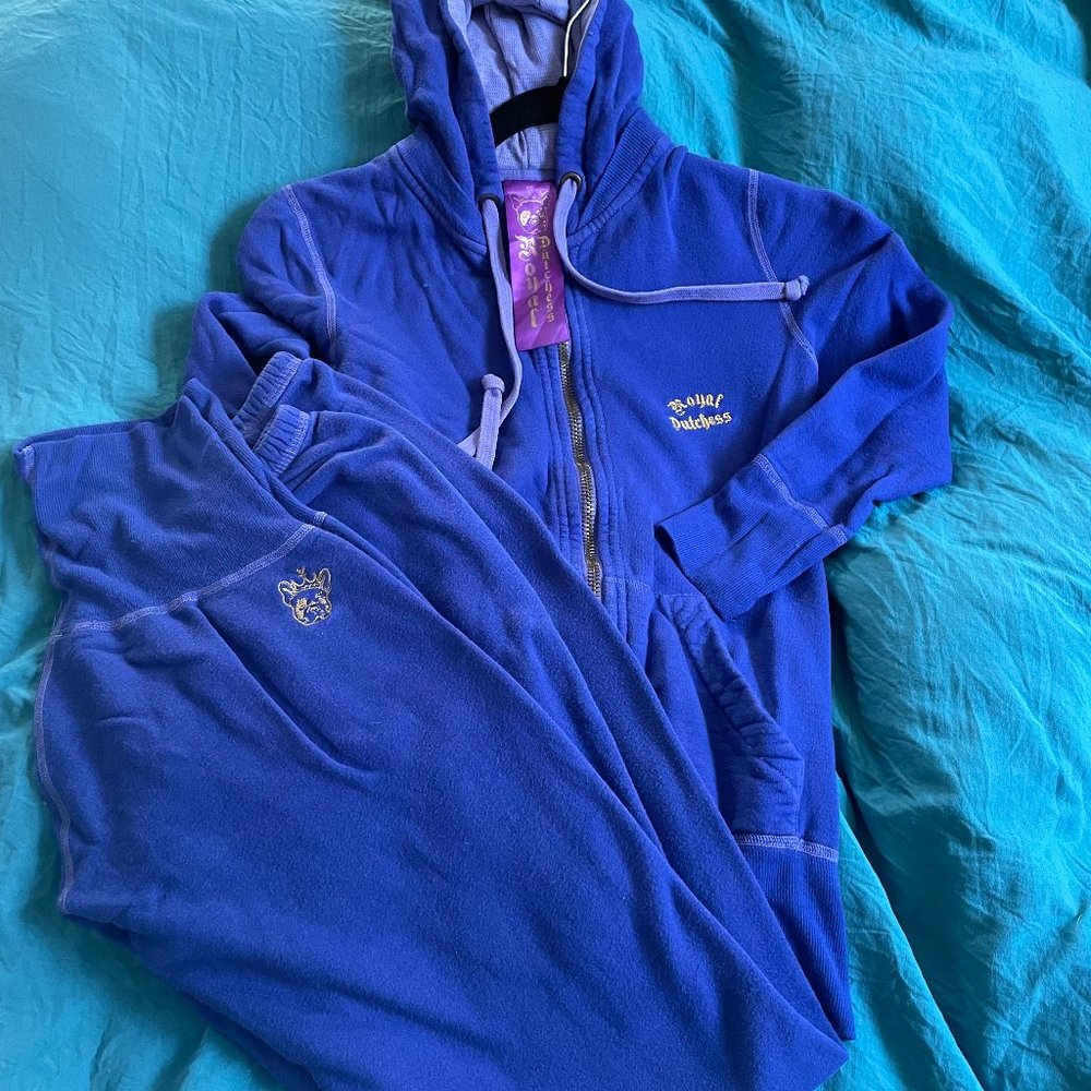 Royal Dutchess Bulldog Sweat Suit